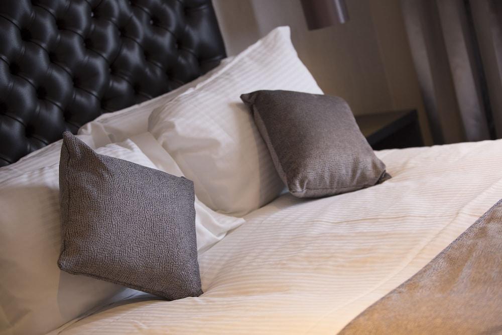 The Enniskillen Hotel And Motel Extérieur photo