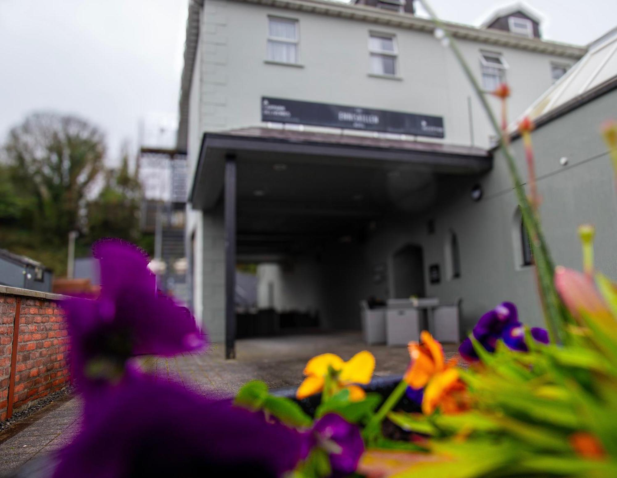 The Enniskillen Hotel And Motel Extérieur photo