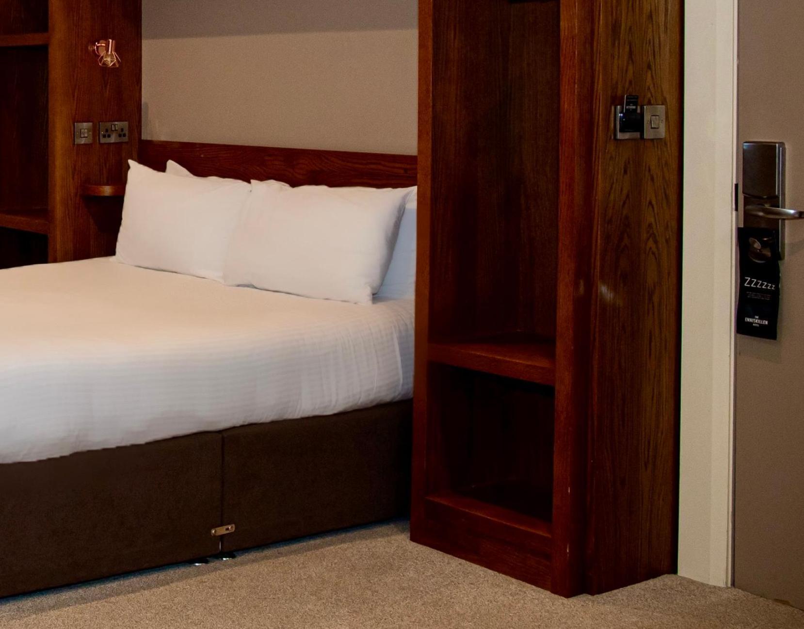 The Enniskillen Hotel And Motel Extérieur photo