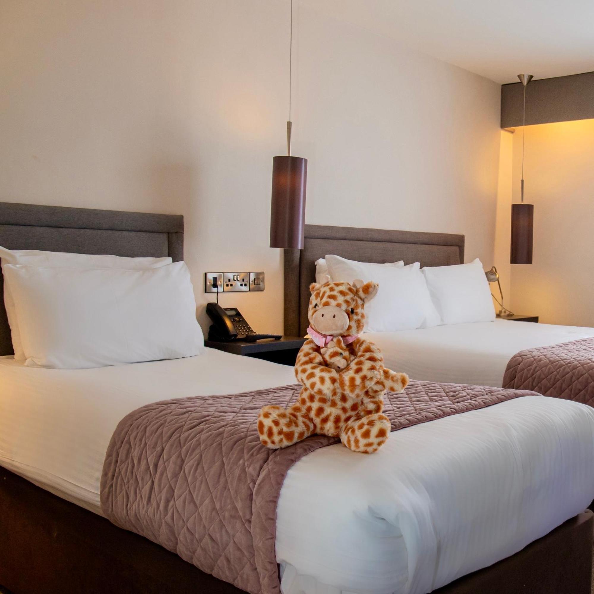 The Enniskillen Hotel And Motel Extérieur photo